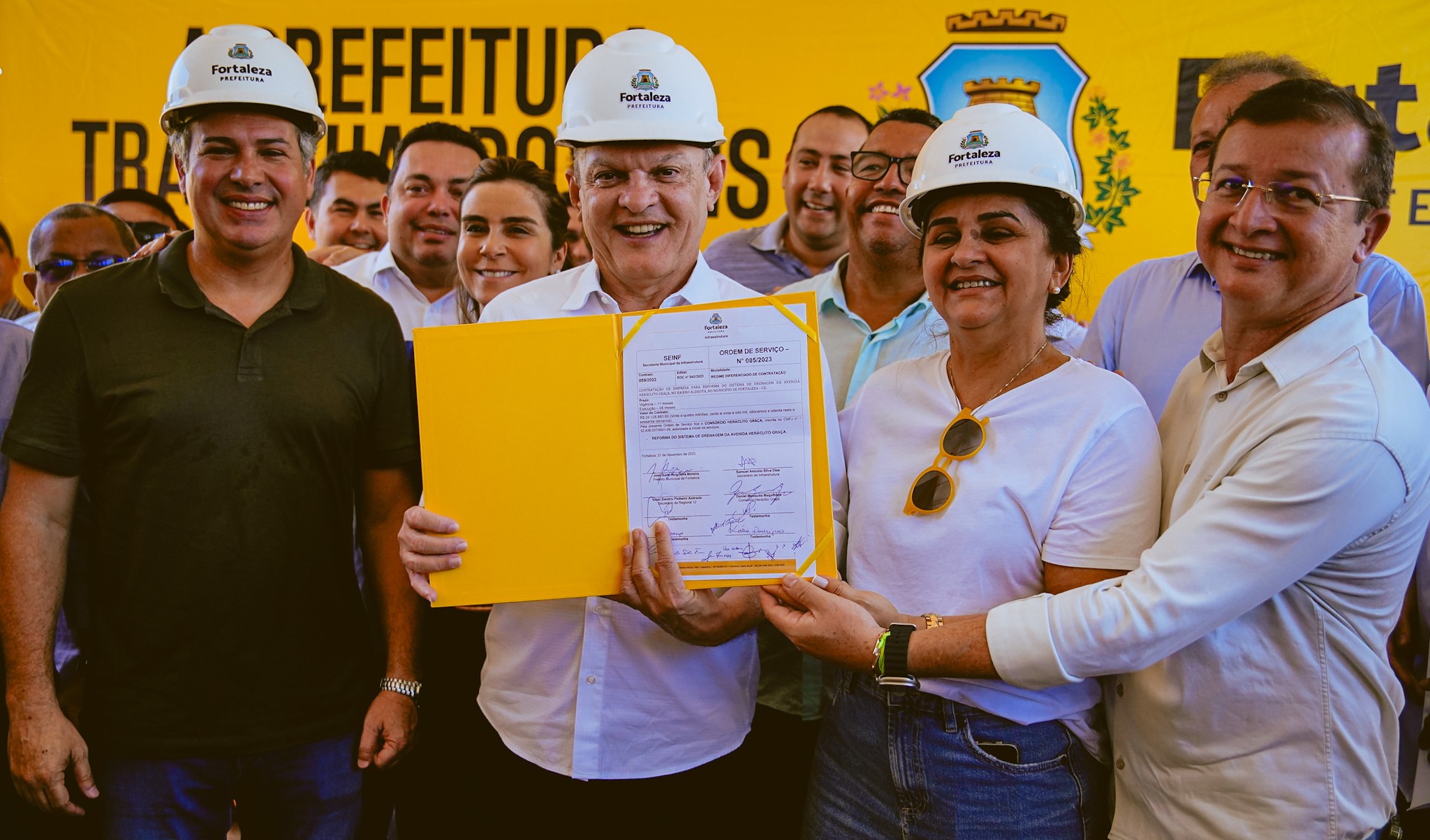 Obras da Av. Heráclito Graça - Ordem de serviço pelo prefeito José Sarto. Foto: Daniel Calvet