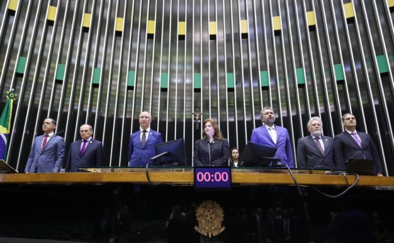 Sessão Solene da Câmara dos Deputados pelos 150 anos do TJCE