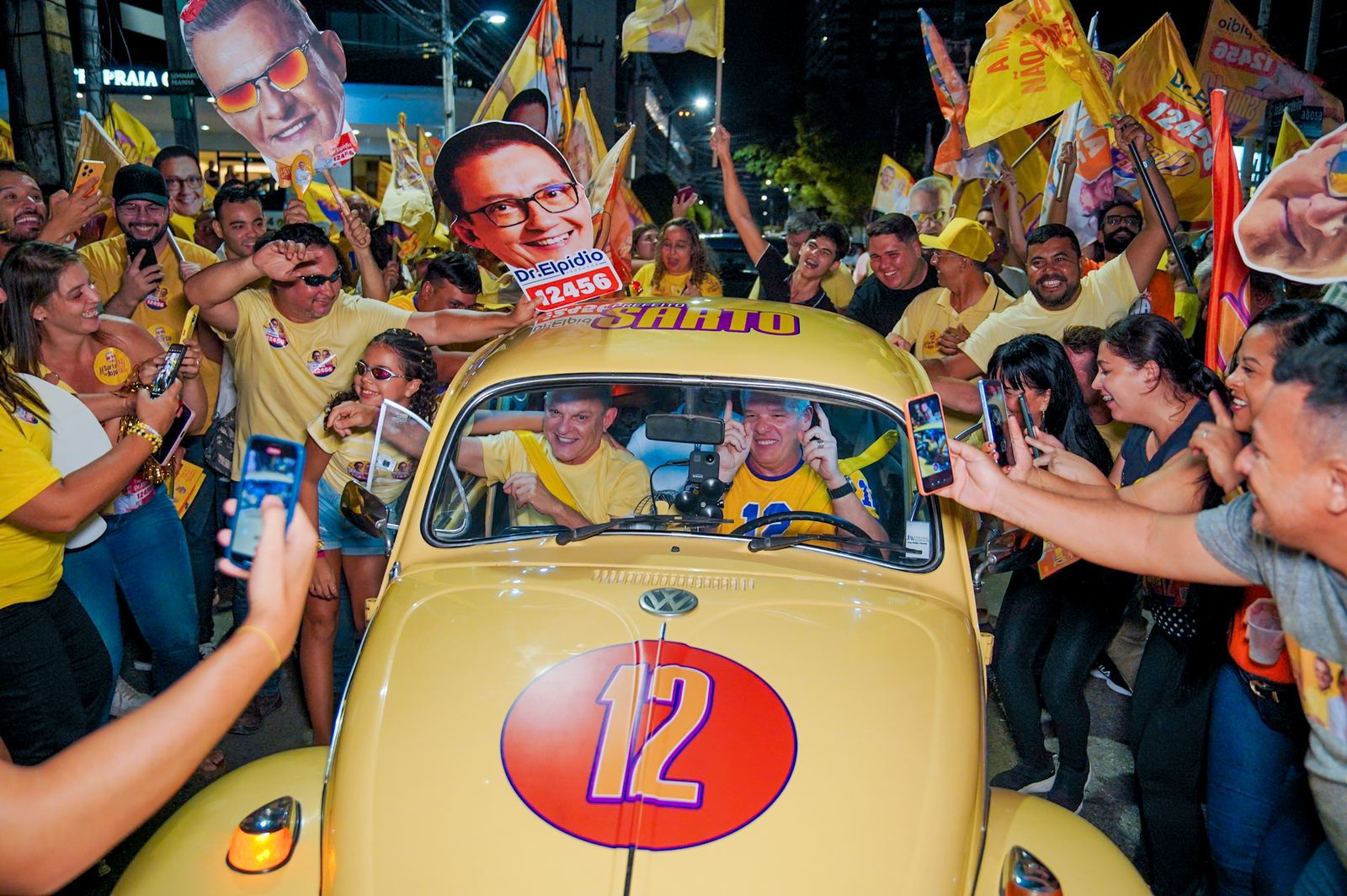 Sarto e o Fusca Amarelo