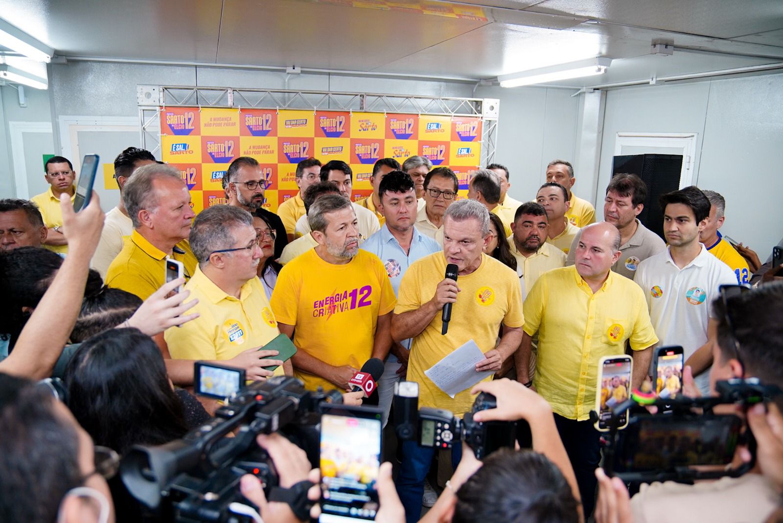 Coletiva de Sarto denunciando censura