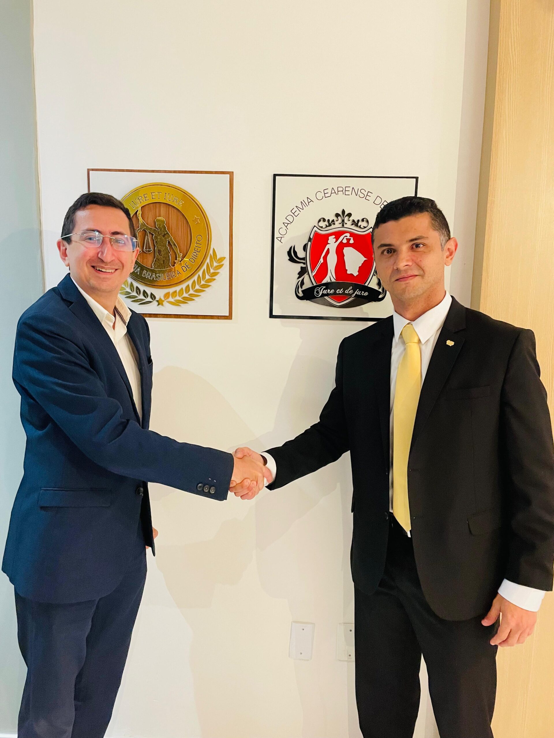 Roberto Victor e Jonas Gomes de Matos - Academia Caririense de Direito