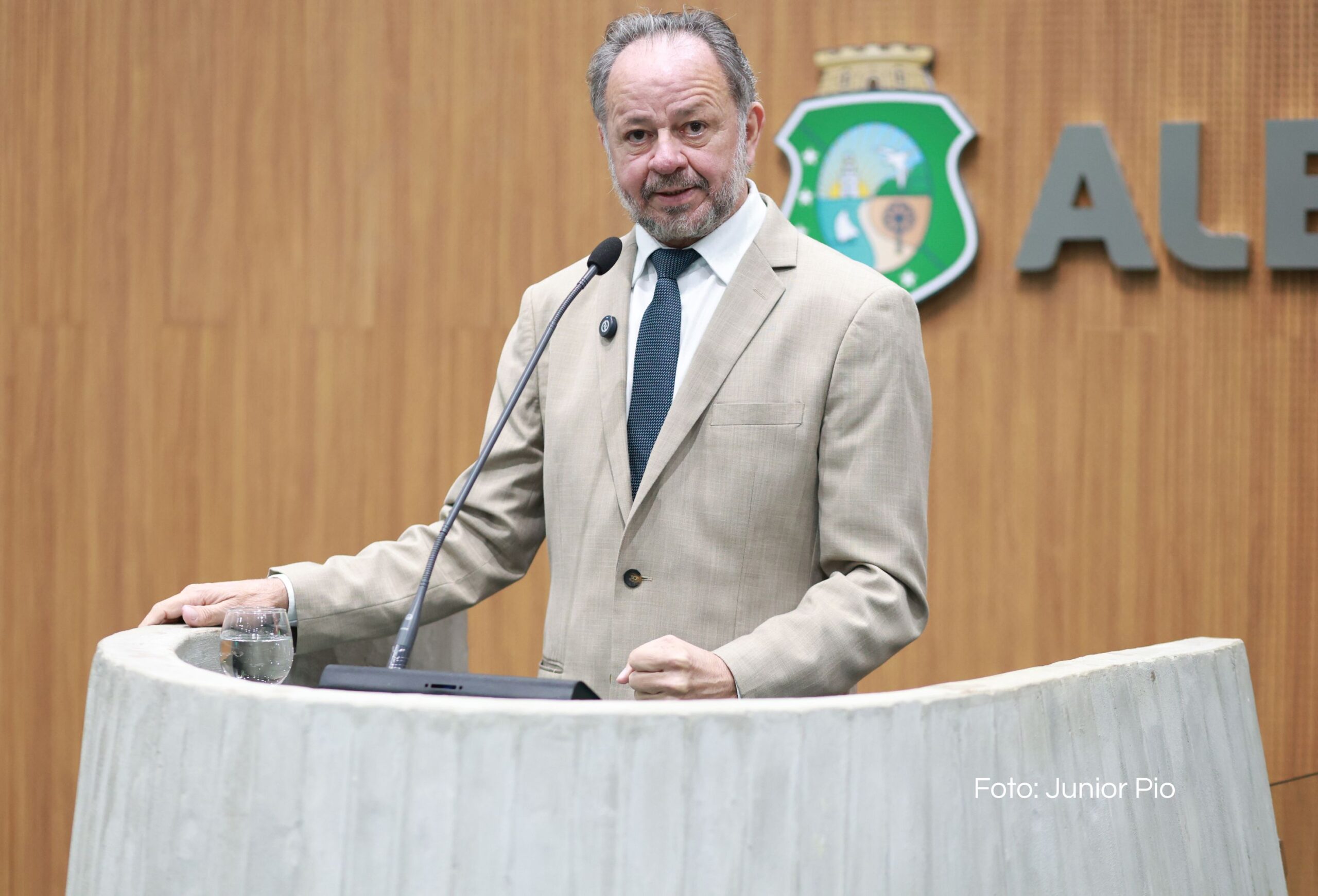 Acrísio Sena